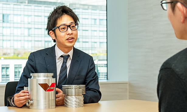 仕事内容を教えてください